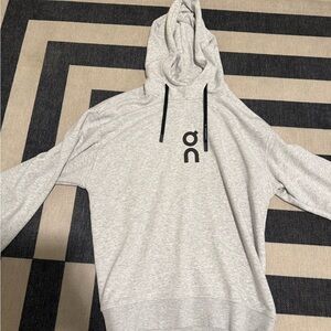 On Running Club Hoodie Men’s Size M Color Crater
